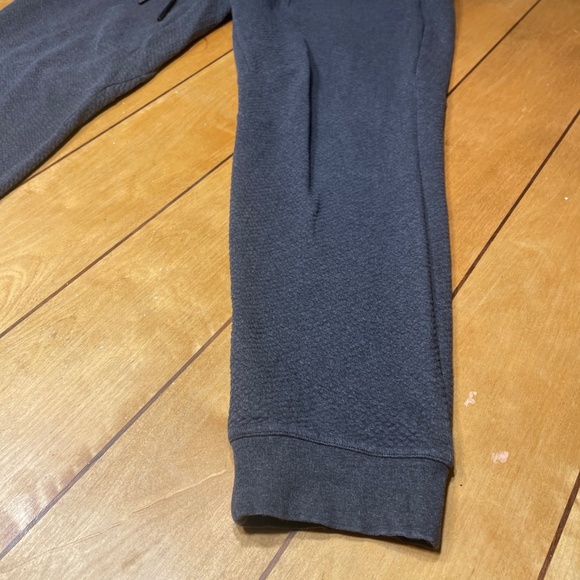 Lululemon At Ease Joggers Grey Double Knit Size Large - Picture 6 of 16